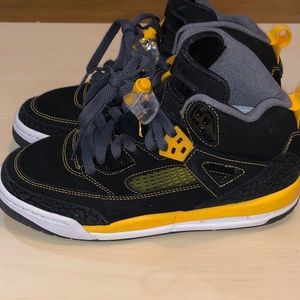 Jordan Spiz’ike - (GS) sz 4.5 - worn 3x